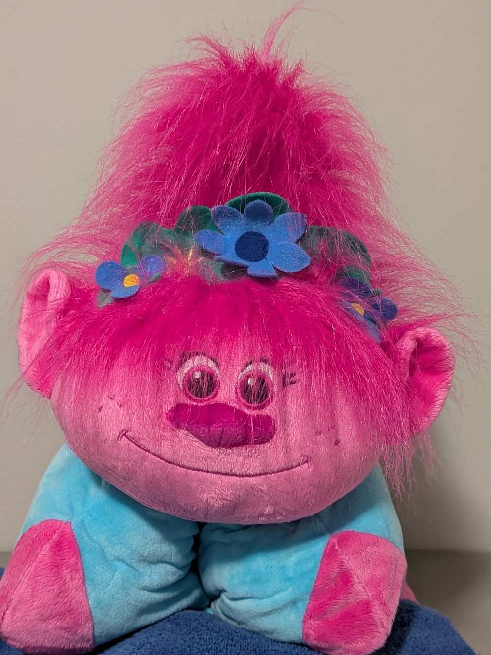 Pillow Pets Trolls Soft Poppy Plush Stuffed Animal EUC Dreamworks